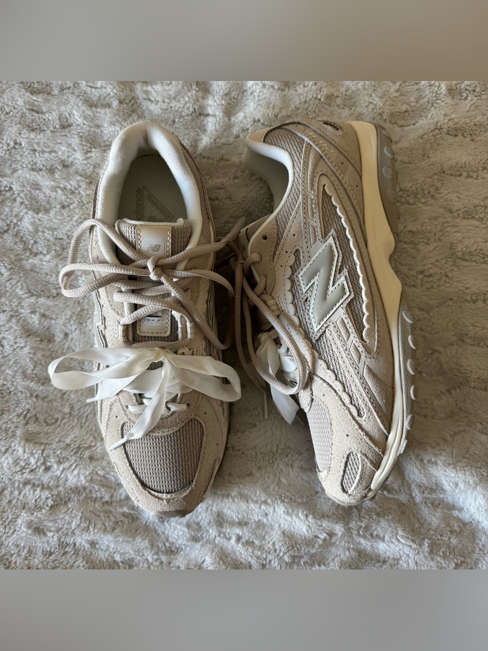 New Balance 204L